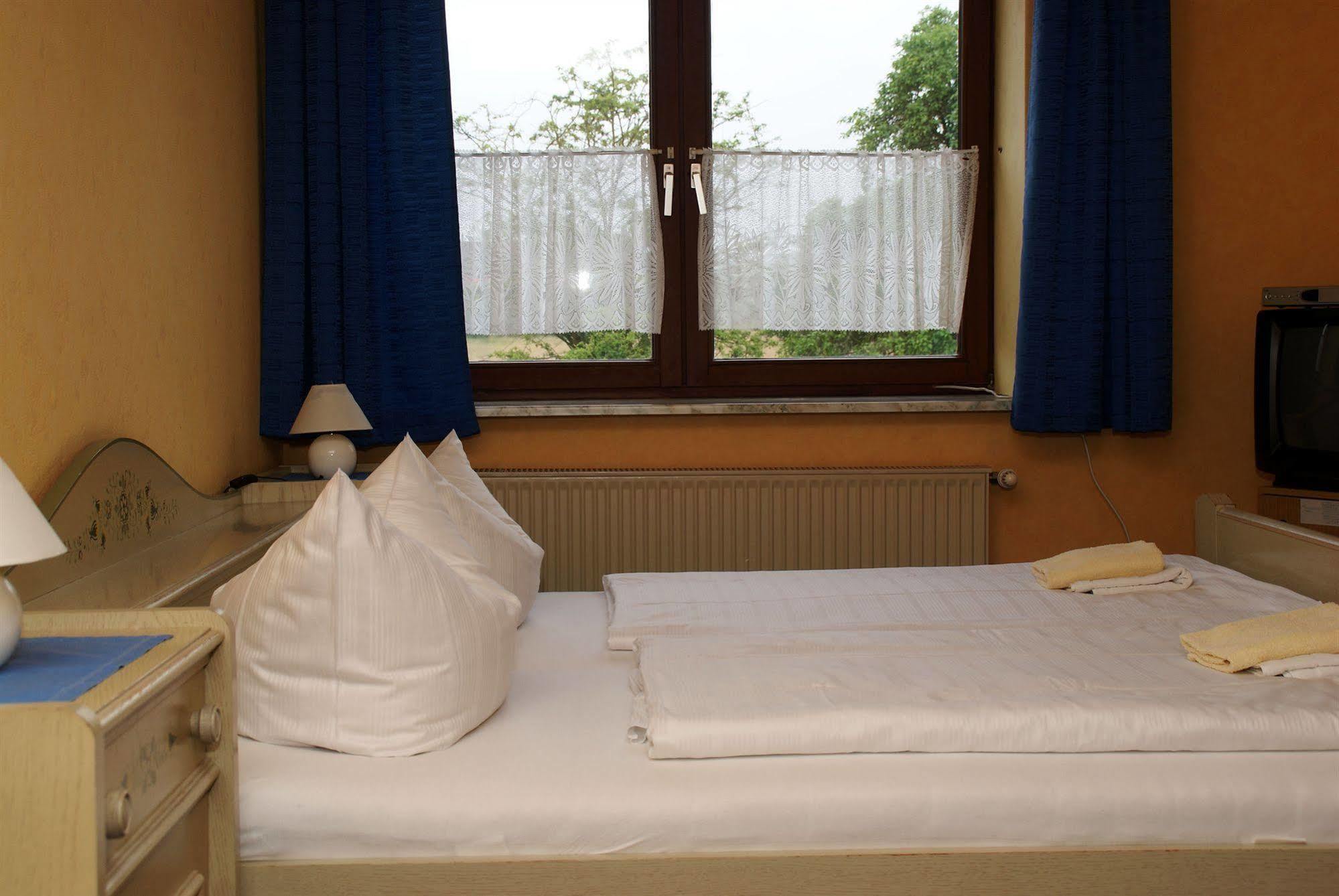 Landgasthof Guentersen Adelebsen Buitenkant foto